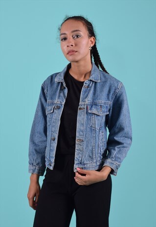 BLUE LEVI'S DENIM JACKET