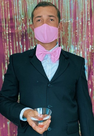 PASTEL PINK FACE COVERING SET WITH CLIP ON BOW TIE