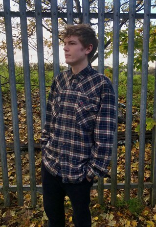 VINTAGE FJALLRAVEN CHECK PLAID FLANNEL BUTTON UP SHIRT