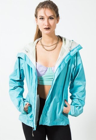 VINTAGE 90S PATAGONIA RAINCOAT / S2485