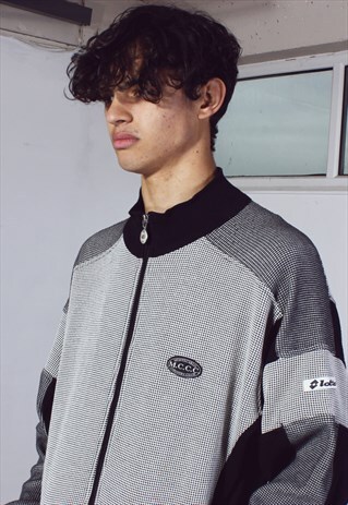 VINTAGE LOTTO BLACK AND WHITE ZIPPED SWEATSHIRT