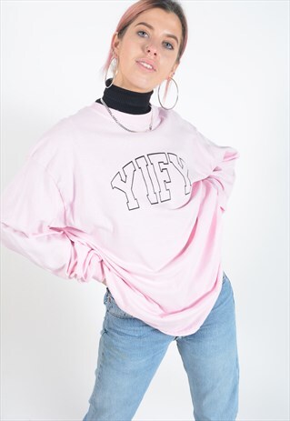 LONG SLEEVED T-SHIRT IN PINK WITH SPELL OUT LOGO.