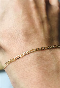 9Ct Yellow Gold Figaro Chain , lightweight chain bracelet 