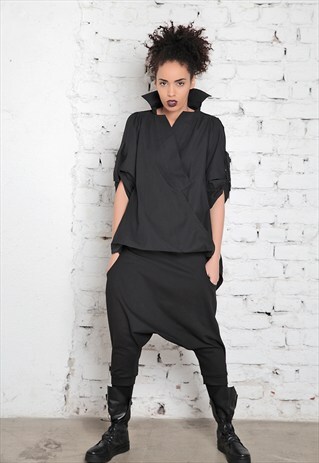 BLACK ASYMMETRIC EXTRAVAGANT TOP / EXTRA LONG SHIRT