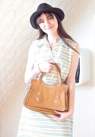LIGHT BROWN RECTANGULAR SOFT VINTAGE HANDBAG
