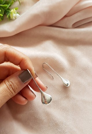 VINTAGE STERLING SILVER MODERNIST TEARDROP EARRINGS