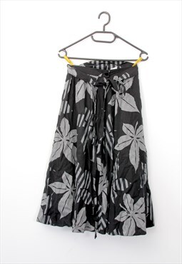 Cotton Bold Floral Midi Full Boo Pleat Skirt Gray Black S