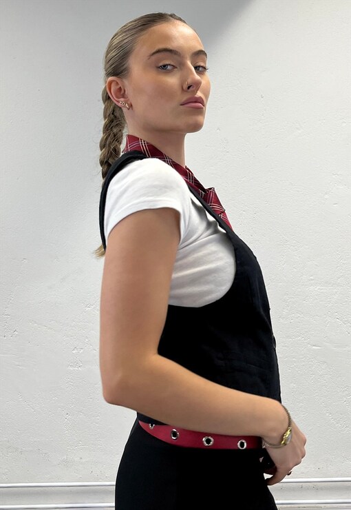 garment image