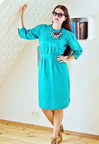 SILK EMERALD GREEN VINTAGE DRESS