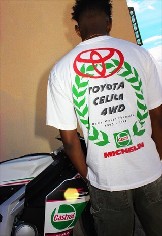 TOYOTA WHITE TEE WITH CAR GRAPHIC PRINT