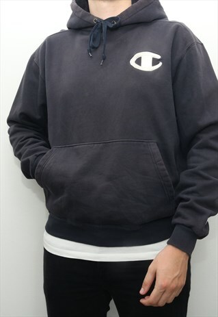 CHAMPION - BLACK HEAVYWEIGHT EMBROIDERED HOODIE - LARGE