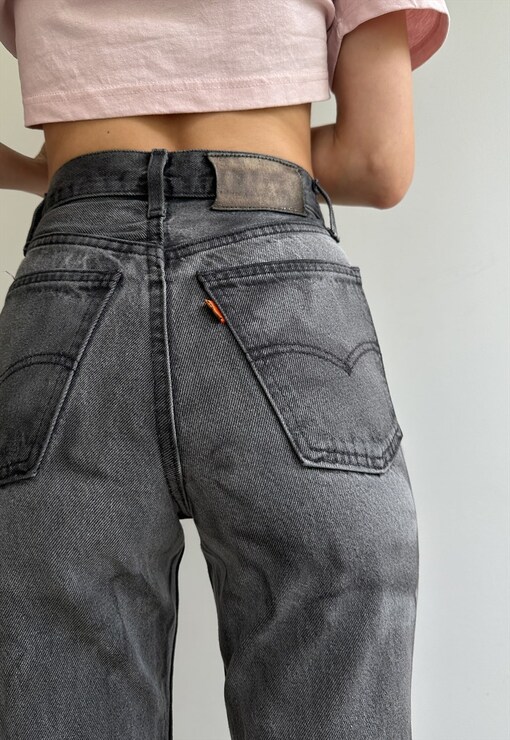 garment image