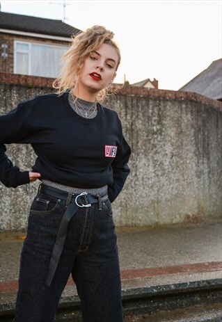 OVERSIZED PATCH SWEATSHIRT IN BLACK