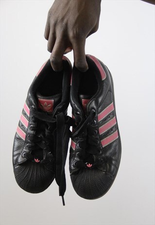 VINTAGE ADIDAS BLACK & PINK TRAINERS