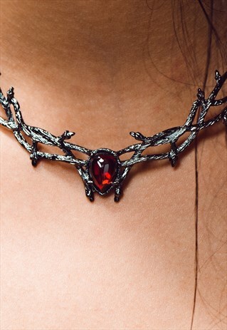 SKADI GODDESS OF WINTER THORN GUNMETAL CHOKER BLOOD