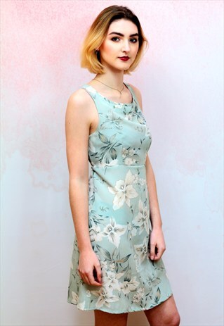 1980S VINTAGE PASTEL GREEN TROPICAL PRINT SHIFT DRESS