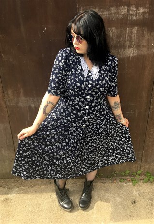 GRUNGE STYLE FLORAL MIDI DRESS