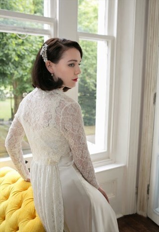 1940S VINTAGE LACE WEDDING COAT, HIGH LACE COLLAR LONG TRAIN