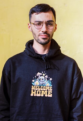 BLACK WELCOME HOME ALIEN ILLUSTRATION HOODIE