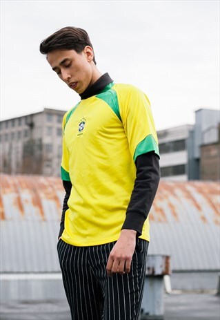 VINTAGE BRASIL FOOTBALL SHIRT T-SHIRT