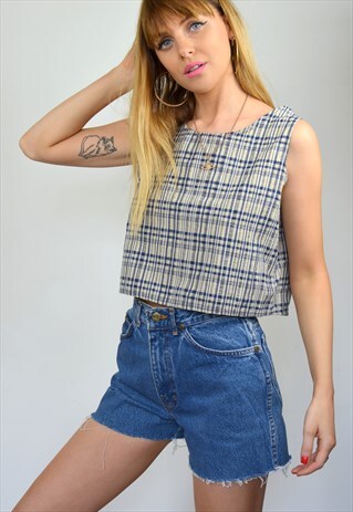 VINTAGE 90S BLUE DENIM HIGH WAISTED FRAYED SHORTS
