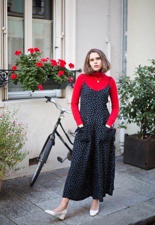 NAVY LOOSE-FITTING JUMPSUIT