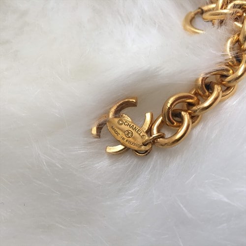 Transforming a Vintage Chanel Medallion Necklace into a Choker!, Boutique  Secondlife blog