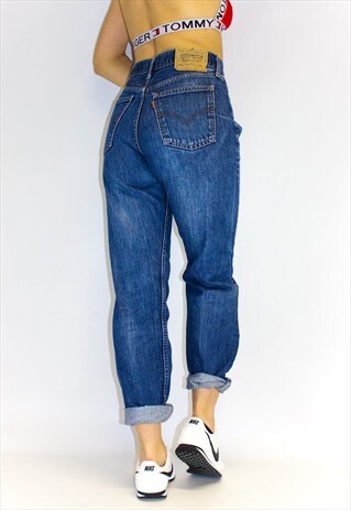 VINTAGE 501 BUTTON FLY BOYFRIEND JEANS