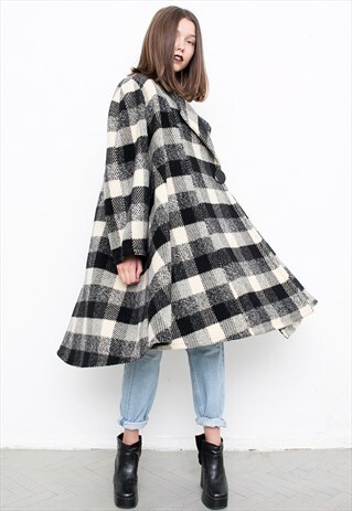 PLAID OVERSIZED COAT
