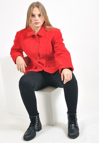 VINTAGE WOOL COAT IN RED