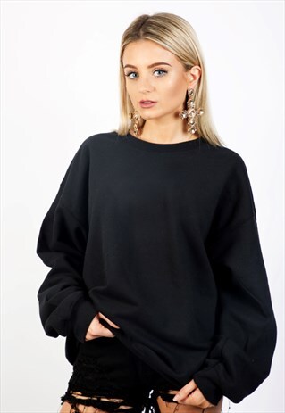ULTIMATE BOYFRIEND SWEATER BLACK