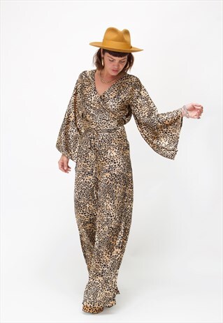 CHEETAH PRINT KIMONO SLEEVE WRAP TOP