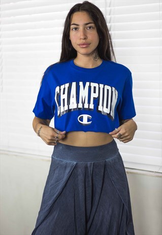 VINTAGE CHAMPION CROP TOP REWORKED LOGO 90S X 3.9