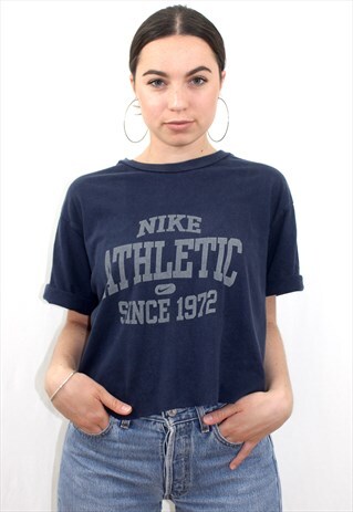 90'S RETRO SPELL-OUT NAVY REWORKED CROP TOP
