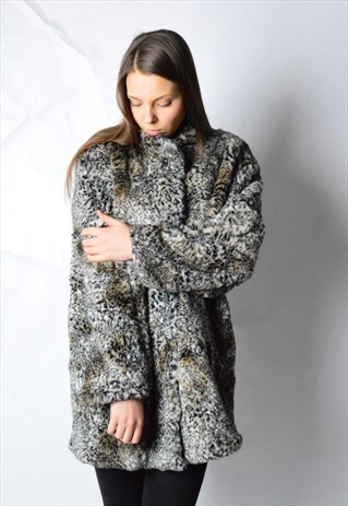 VINTAGE 90S LEOPARD FAUX FUR COAT