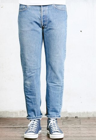 VINTAGE LEVIS 501 JEANS