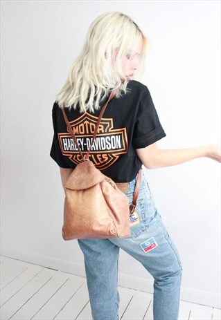 VINTAGE 90S/Y2K LIGHT TAN LEATHER RUCKSACK