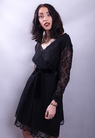 VINTAGE LACE DRESS