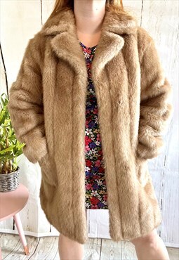 Vintage Boho Tan Faux Fur Clasp Up 70's Coat