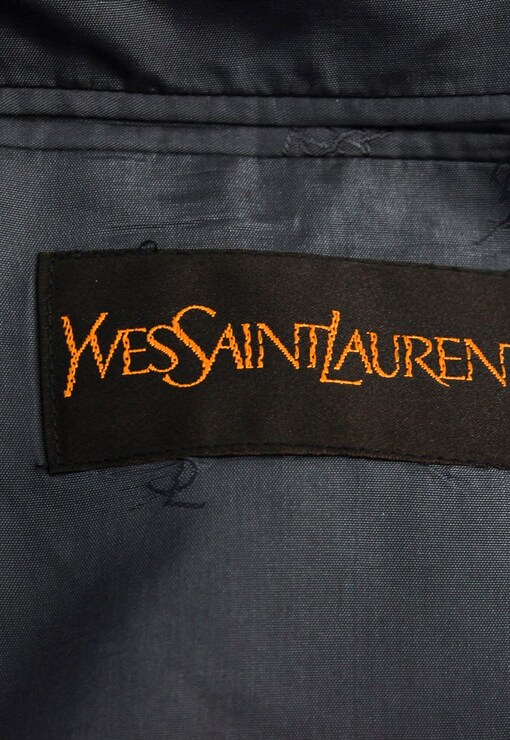 garment image
