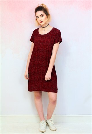 1990S VINTAGE RED WITH BLACK GRUNGE T-SHIRT DRESS