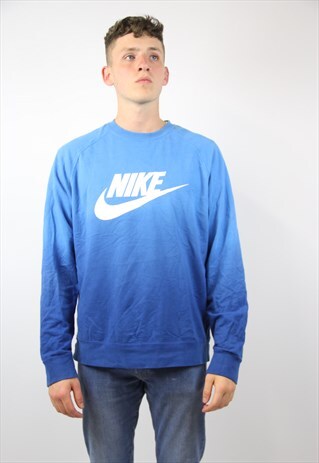 VINTAGE NIKE SPORTS SWEATSHIRT