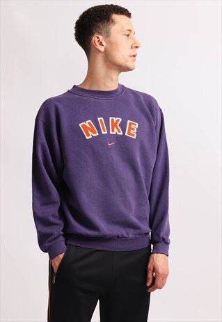 VINTAGE NIKE SWEATSHIRT