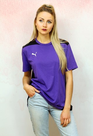 1990S VINTAGE LAVENDER PURPLE AND BLACK OVERSIZED T-SHIRT