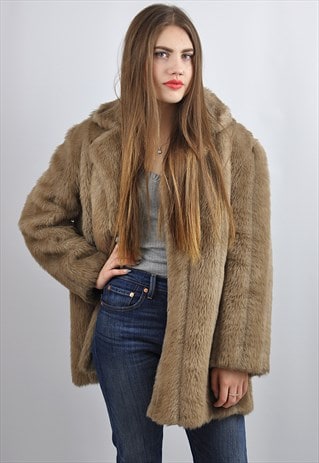 VINTAGE LIGHT BROWN FAUX FUR COAT