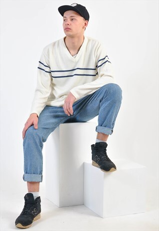 VINTAGE 90'S V NECK JUMPER