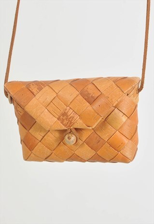 VINTAGE 90S MINI CROSS BODY WICKER BAG