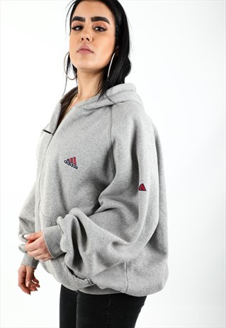 VINTAGE ADIDAS HOODIE NH9