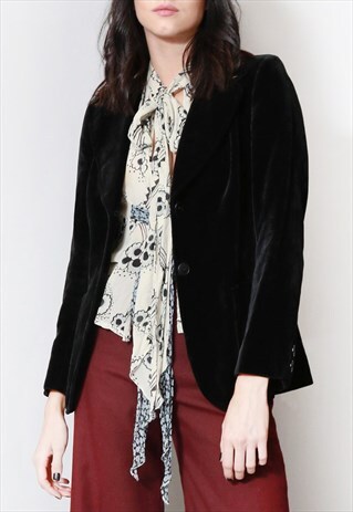 VINTAGE 1970'S BLACK TAILORED VELVET JACKET
