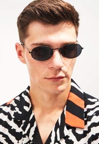 MATRIX - CLASSIC BLACK OVAL FRAME SUNGLASSES